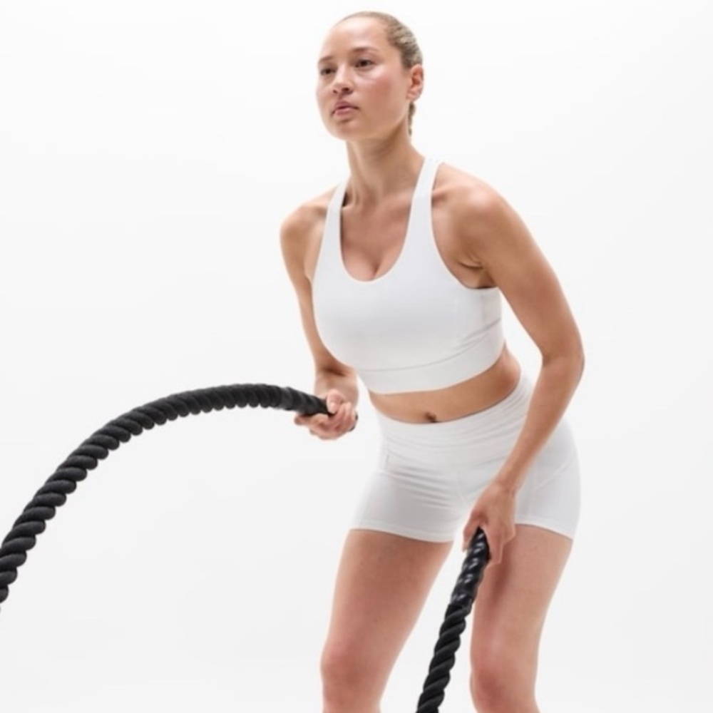 NWT-Athleta White Train Free
Longline Bra size XS D-DD